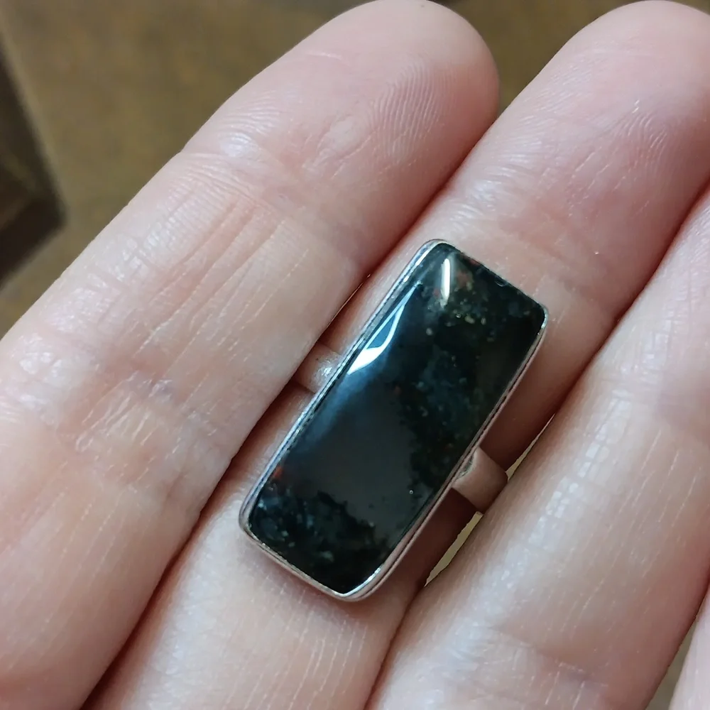 Rectangular Stone Ring - Picture 5 of 6